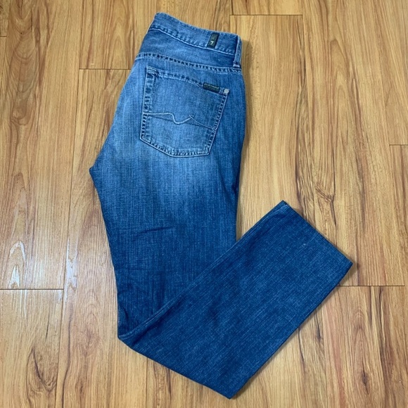 7 For All Mankind Austyn Relaxed Straight Jeans - Picture 4 of 13